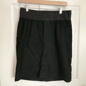 Gap Knee length black pencil skirt - Maternity